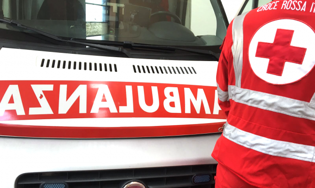 Incidente mortale a Cortemilia: esce di strada con la moto e perde la vita