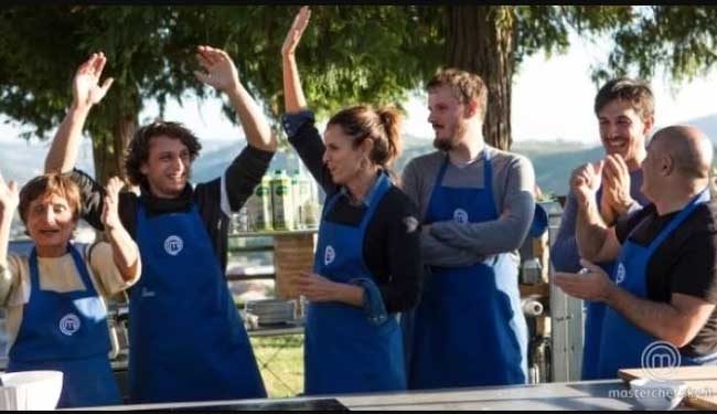 La brigata blu condotta da Samuele Cesarini ha vinto la 5 puntata dell'ottava edizione di Masterchef