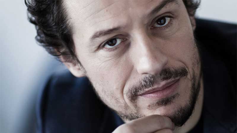 A Bra l’assolo di Stefano Accorsi
