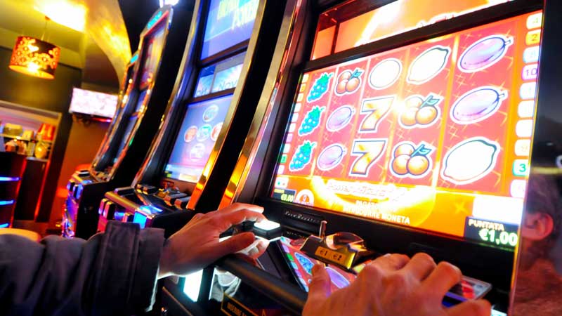 Fossano e Mondovì: revocata licenza a due “sale giochi”
