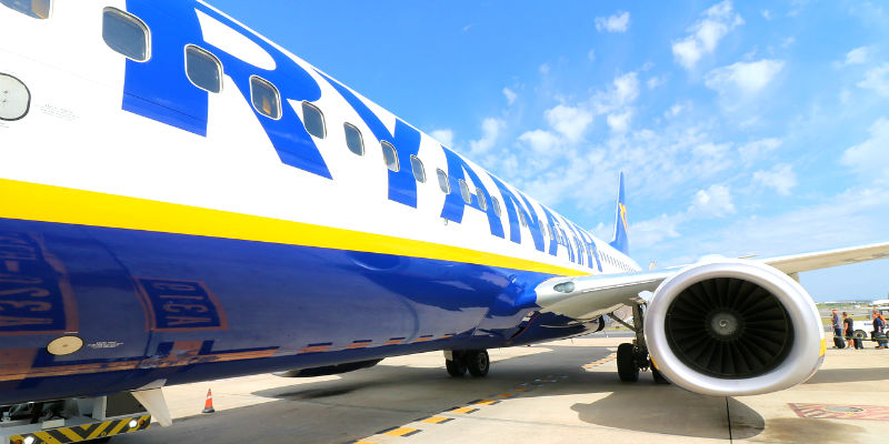 Ryanair: biglietto neonati a pagamento da aprile