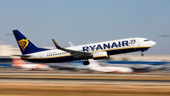 Nuova rotta Ryanair: la Cuneo-Bari