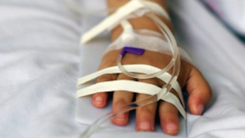 Leonardo morto a due anni: ematomi sul corpo