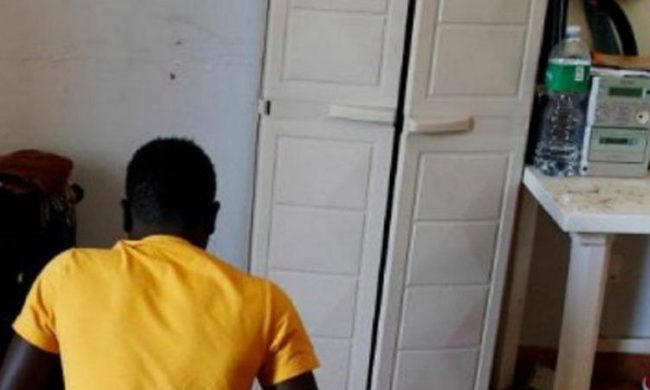 Migrante viaggia in un container dall’Africa al Piemonte