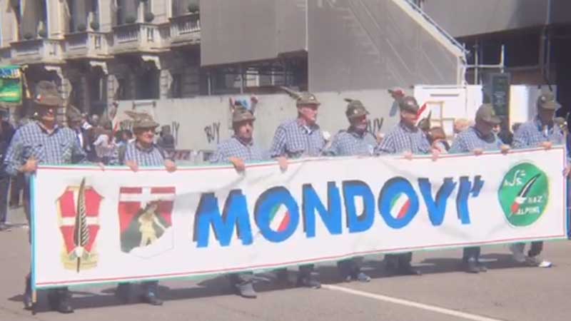 Adunata Alpini Milano 2019: anche Mondovì e Saluzzo sfilano con i 500mila  VIDEO