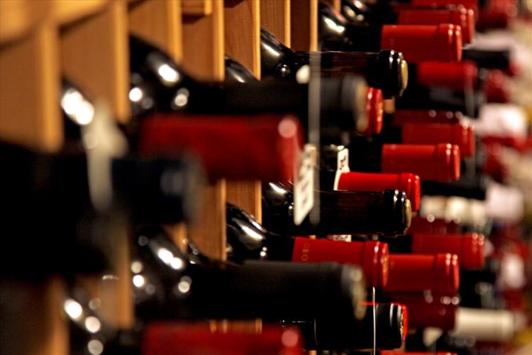 Settore del vino, terremoto Covid su export e brindisi delle feste