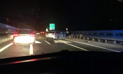 Autostrada A33, quattro auto coinvolte, cinque le persone ferite