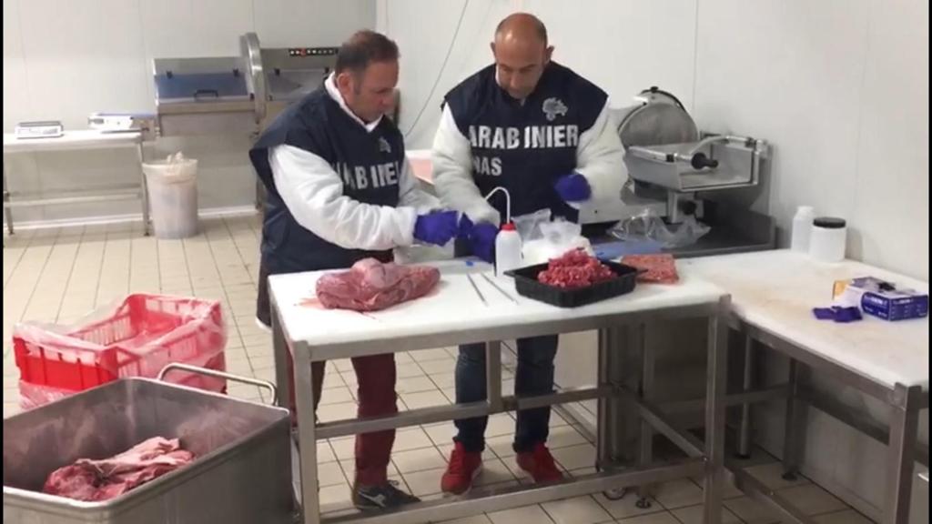 Carne con bisolfito: chiuse altre 4 macellerie