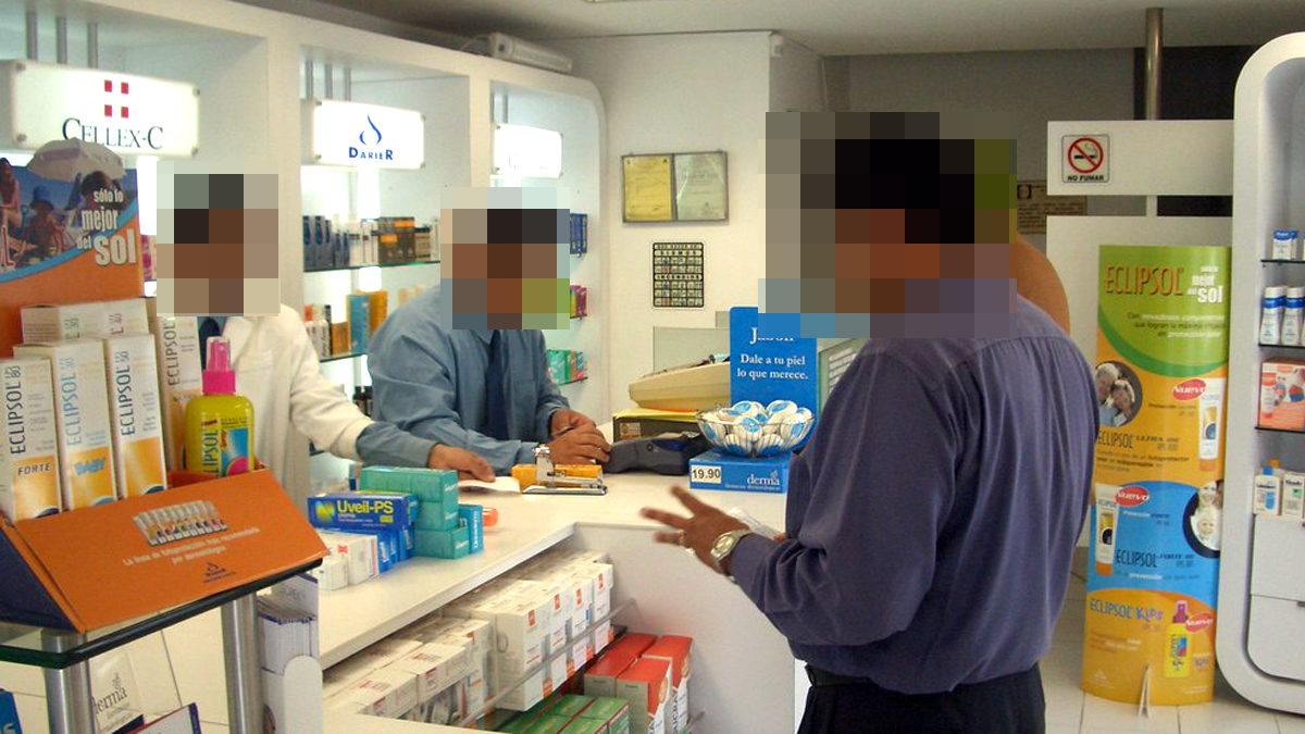 Se sei un semplice commesso, ma fai il farmacista… finisci nei guai