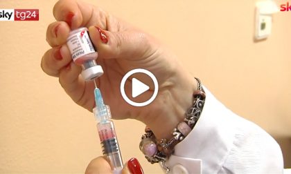 Vaccini a scuola, sanzioni ed esclusioni per chi non è in regola VIDEO