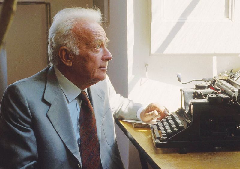 Dogliani ricorda Giulio Einaudi, il signore dei libri