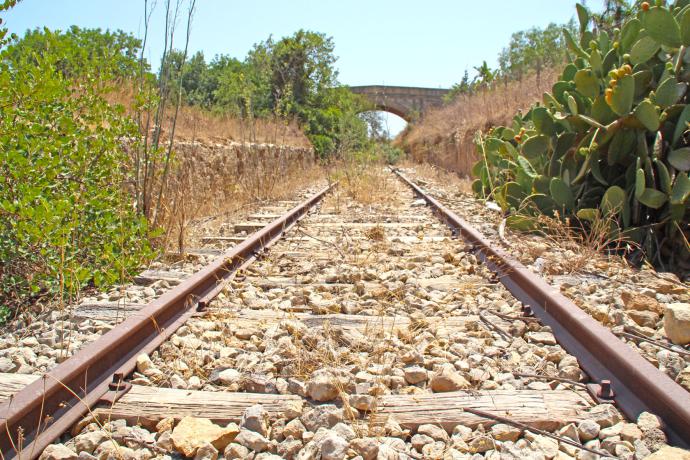Cuneo-Mondovi, a spasso a… pedali sui binari antichi