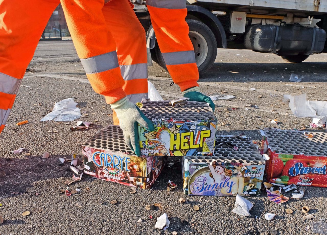 Botti di Capodanno, perde tre dita