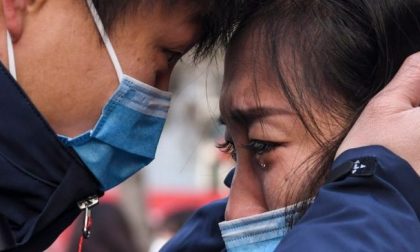 Psicosi da Coronavirus, ragazza costretta a scendere dal bus perché cinese