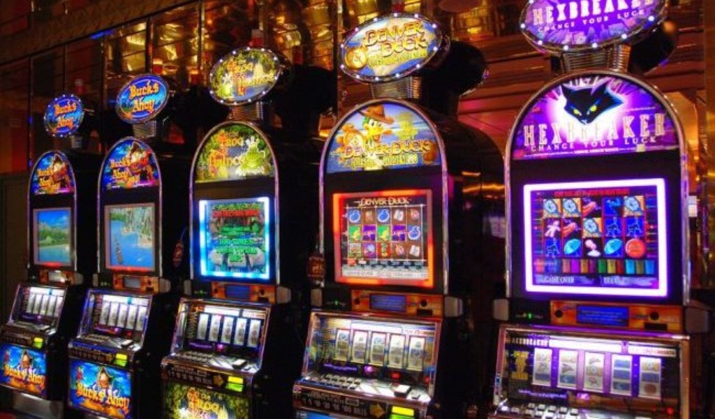Il consigliere Grimaldi: “Slot di nuovo nei bar: è inaccettabile”
