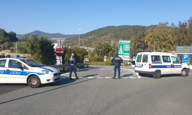 Da Mondovì alla seconda casa al mare: denunciato dai vicini di casa…e multato