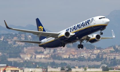 Ryanair sospende la tratta Cuneo-Roma