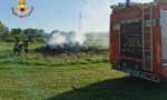 Cumulo di sfalci a fuoco in prossimità dell'uscita Castagnito