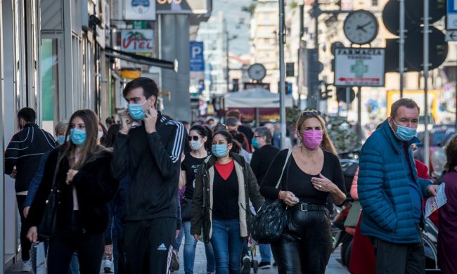 Zona rossa a Natale: passa la “linea dura”, Governo oggi decide