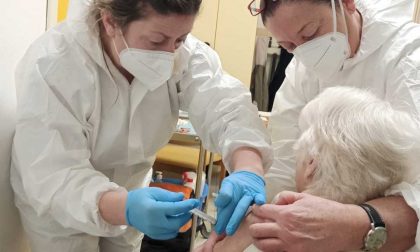 In Piemonte al via le vaccinazioni in oltre 500 farmacie: dal 14 giugno le prenotazioni