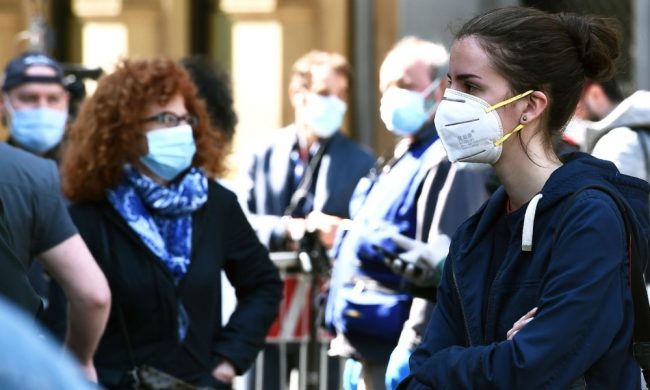 Piemonte entra in zona arancione: è (quasi) lockdown per i non vaccinati