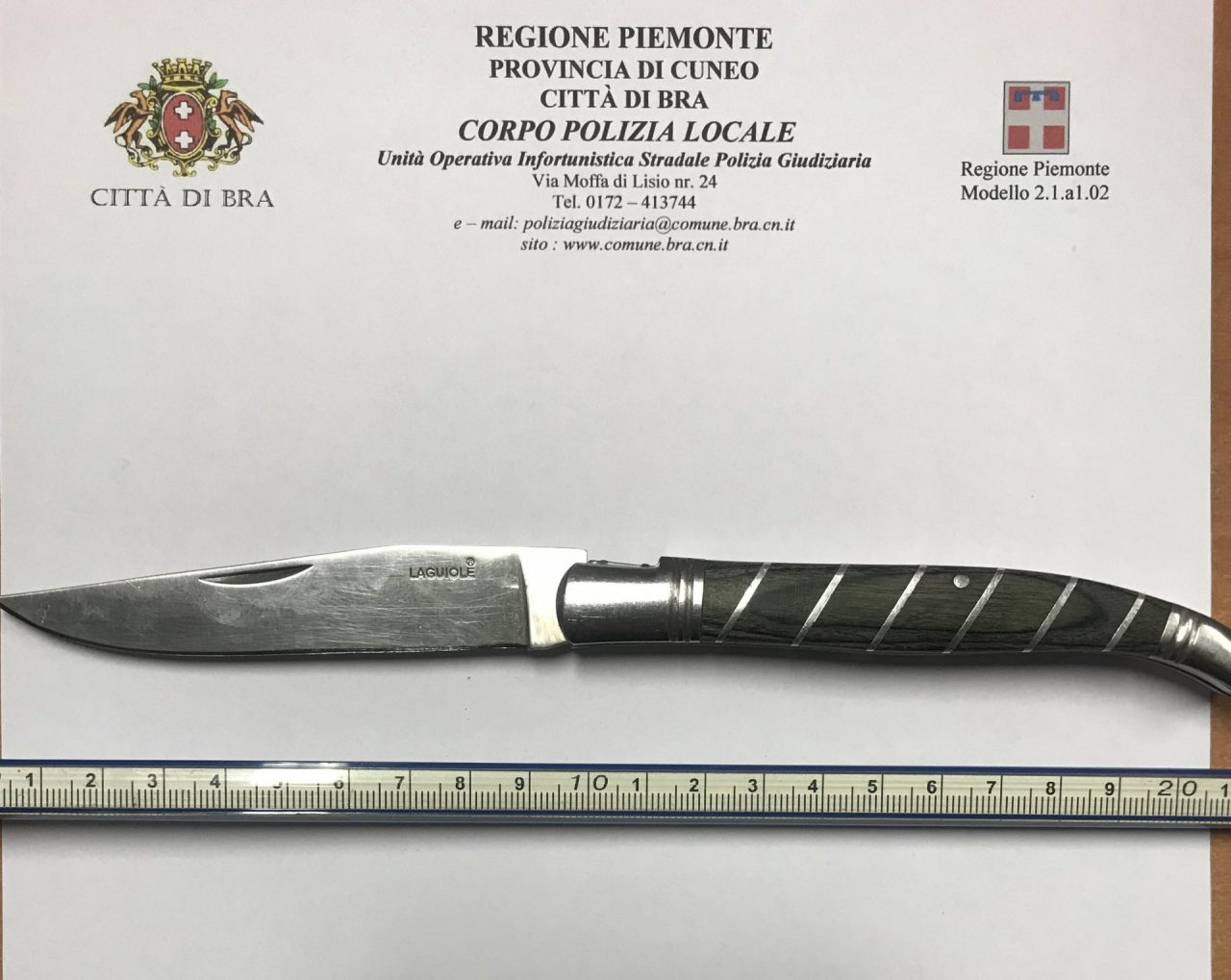 Pregiudicata 30enne girava per strada a Bra con un coltello e in stato di ubriachezza