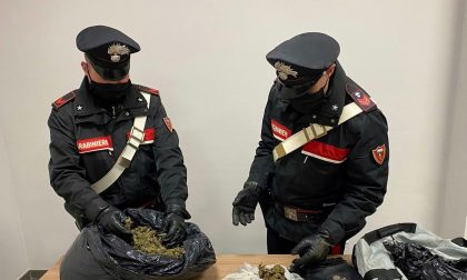 Da Barcellona a Demonte per portare un sacco della spazzatura... pieno di marijuana