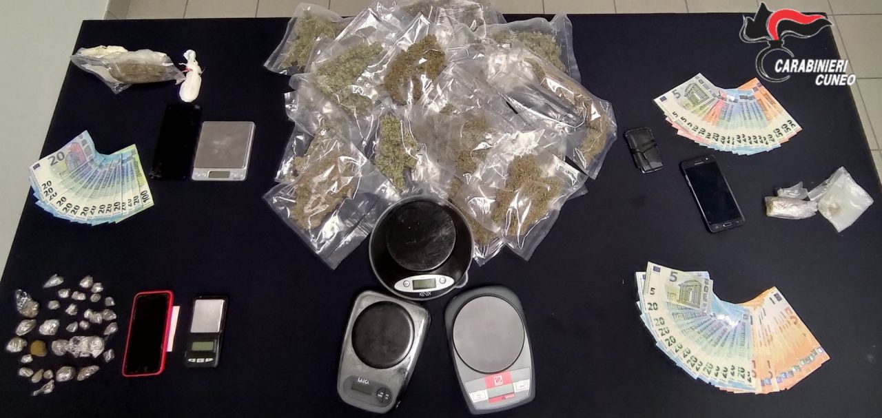 Saluzzo, scovato un laboratorio dove veniva coltivata e prodotto la marijuana