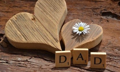Festa del papà 2021: immagini WhatsApp, gif divertenti e frasi di auguri