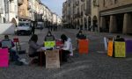 Studenti e insegnanti fanno lezione nel centro storico di Cuneo