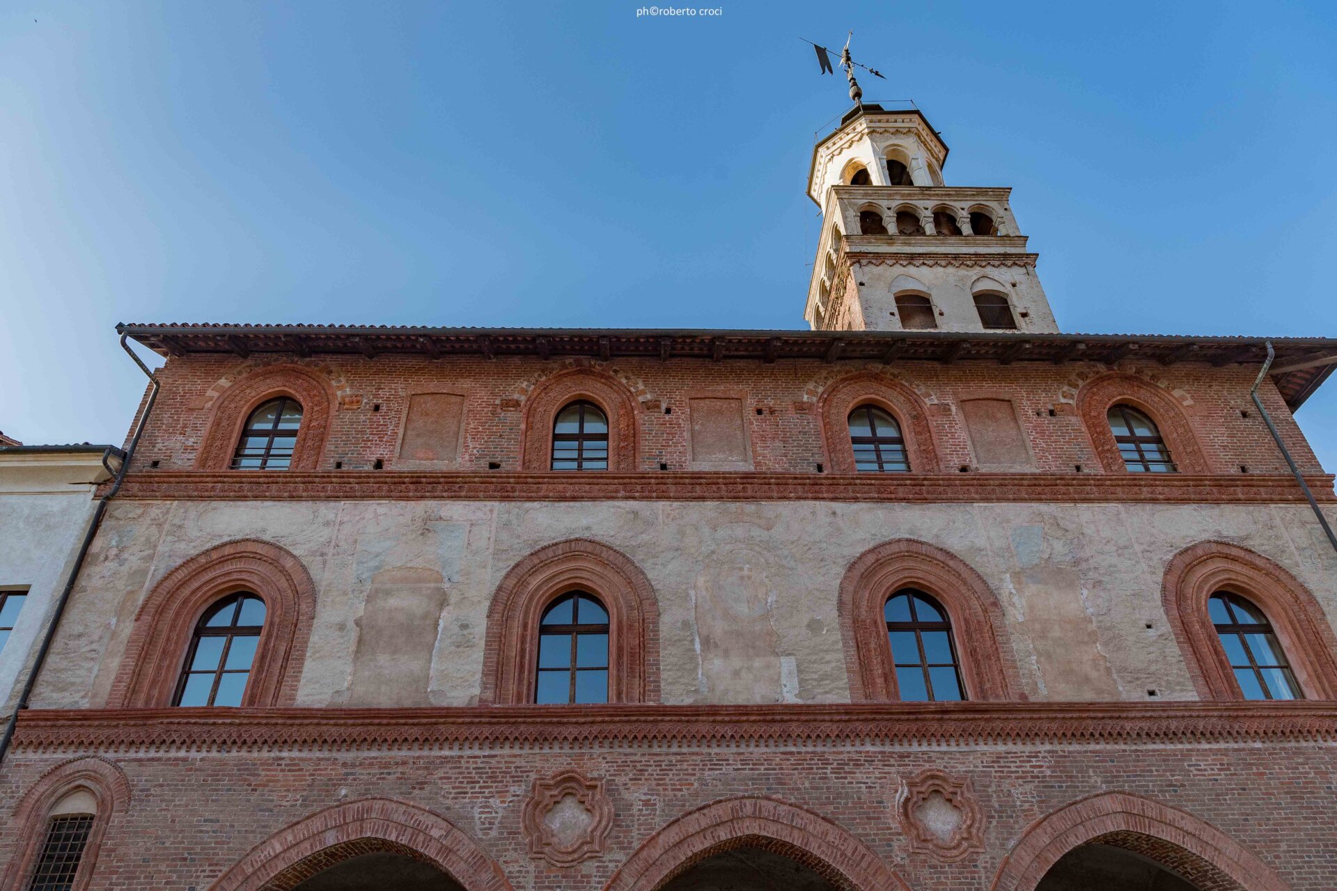 Saluzzo, Torre Civica Palazzo Comunale - ph. Roberto Croci - Archivio ATL del Cuneese (8)