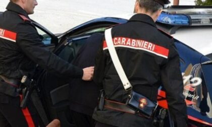 Scippa un’anziana donna in pieno centro ad Alba. Arrestato in flagranza dai Carabinieri
