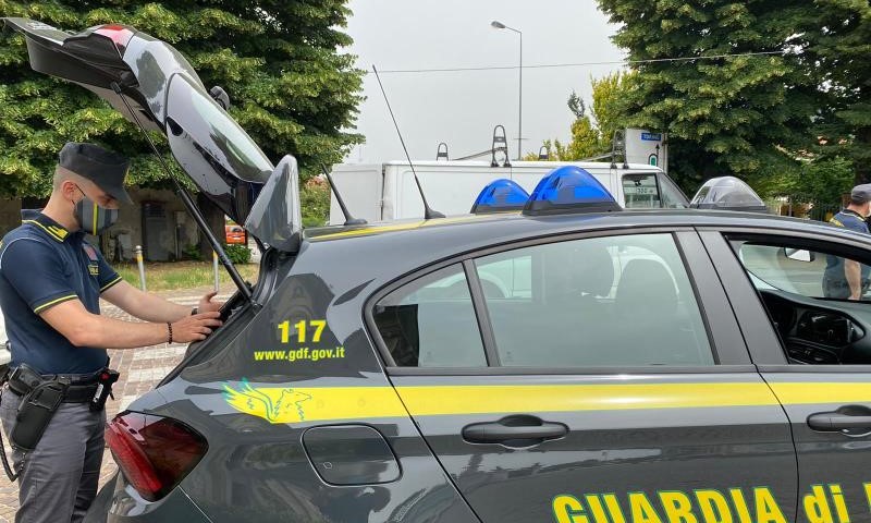 Imprenditore di Alba nel settore della carne arrestato per bancarotta fraudolenta milionaria
