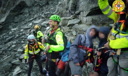 Le foto dei dodici scout sorpresi dal maltempo e bloccati in Valle Pellice: salvi
