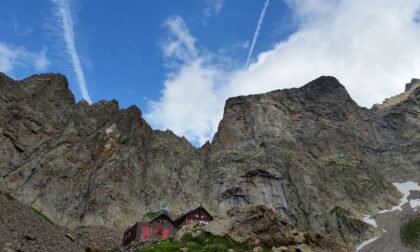 Rimangono bloccati in parete su Punta Piacenza, due alpinisti soccorsi in tarda serata
