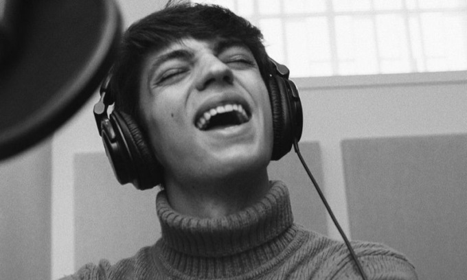 C’è anche il cuneese Matteo Romano nei 12 finalisti di Sanremo Giovani
