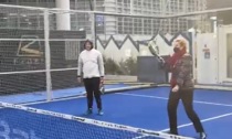 Il video virale di Letizia Moratti che gioca a padel con Vieri e Zambrotta