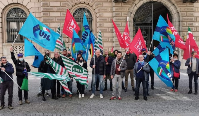 Contratti e assunzioni: la sanità pubblica chiede risposte. Oggi presidio anche a Cuneo