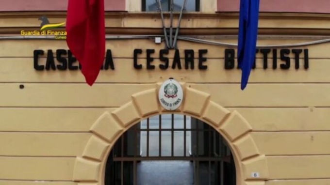 Danni per milioni di euro al Comune di Santo Stefano Roero. Rinvio a giudizio per l’ex sindaco