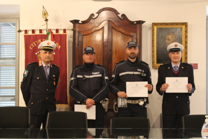Assegnata la qualifica di ispettore a tre agenti della Polizia municipale di Alba