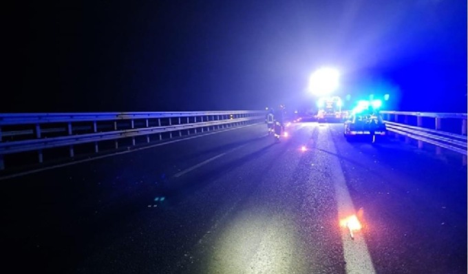 Padre e figlio 11enne travolti e uccisi in A21: arrestato pirata della strada, è un 38enne dell’Alta Langa