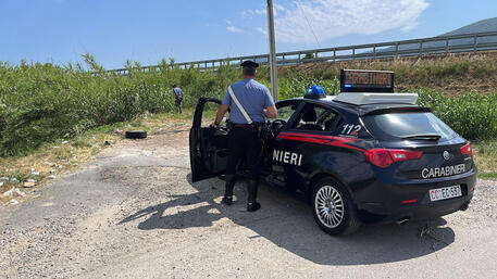 Nove misure cautelari per spaccio di stupefacenti e un arresto per detenzione di armi a Mondovì