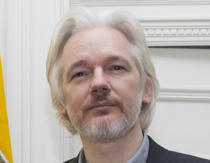 Sabato 1 ottobre verrà inaugurato a Priero il monumento a Julian Assange: “Una vita sospesa per la verità”