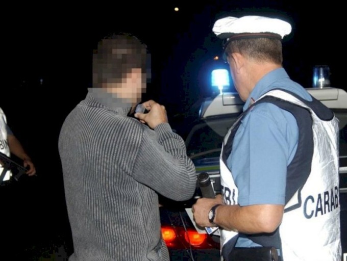 Saluzzo, ritirate 5 patenti ritirate a guidatori che avevano “alzato il gomito”