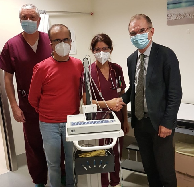 Donato un elettrocardiografo alla Cardiologia di Mondovì
