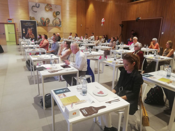Langhe, fiera Internazionale del Tartufo Bianco d’Alba degustazioni di prosciutto Crudo di Cuneo DOP e Salame Piemonte IGP