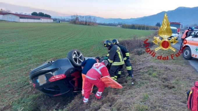 Barge, incidente stradale in via Cavour: tre feriti in codice giallo