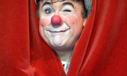 Al Politeama di Bra si saluta il nuovo anno con “Il clown dei clown”