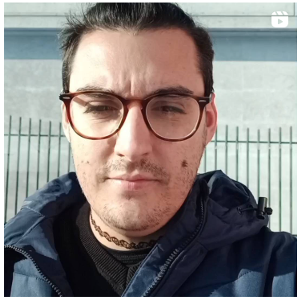 Preso a calci perchè gay: vittima un giovane 30enne della Valtellina