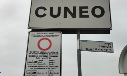 A Cuneo torna in funzione il semaforo anti smog